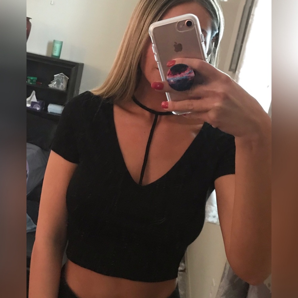 Harness Black Tee - Picture 2 of 5